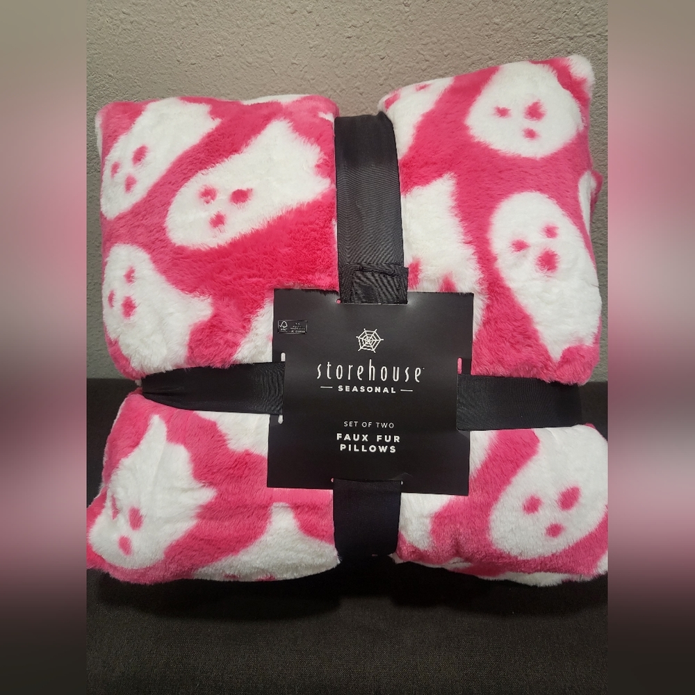 Ghost Pink Pillows, Faux Fur